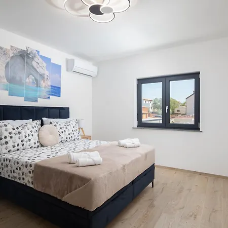 Vilatwins * Πούλα