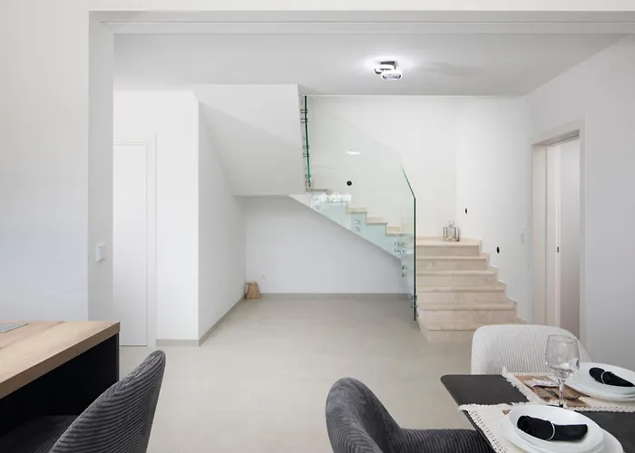 Vilatwins Villa Pula